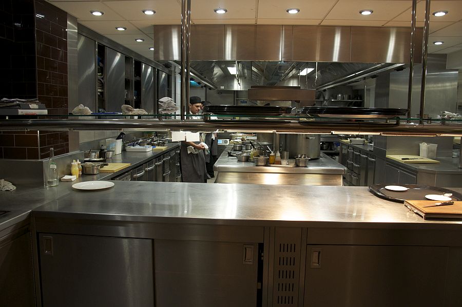 Professional EcoFriendly Kitchen Restaurant Cleaning Services in